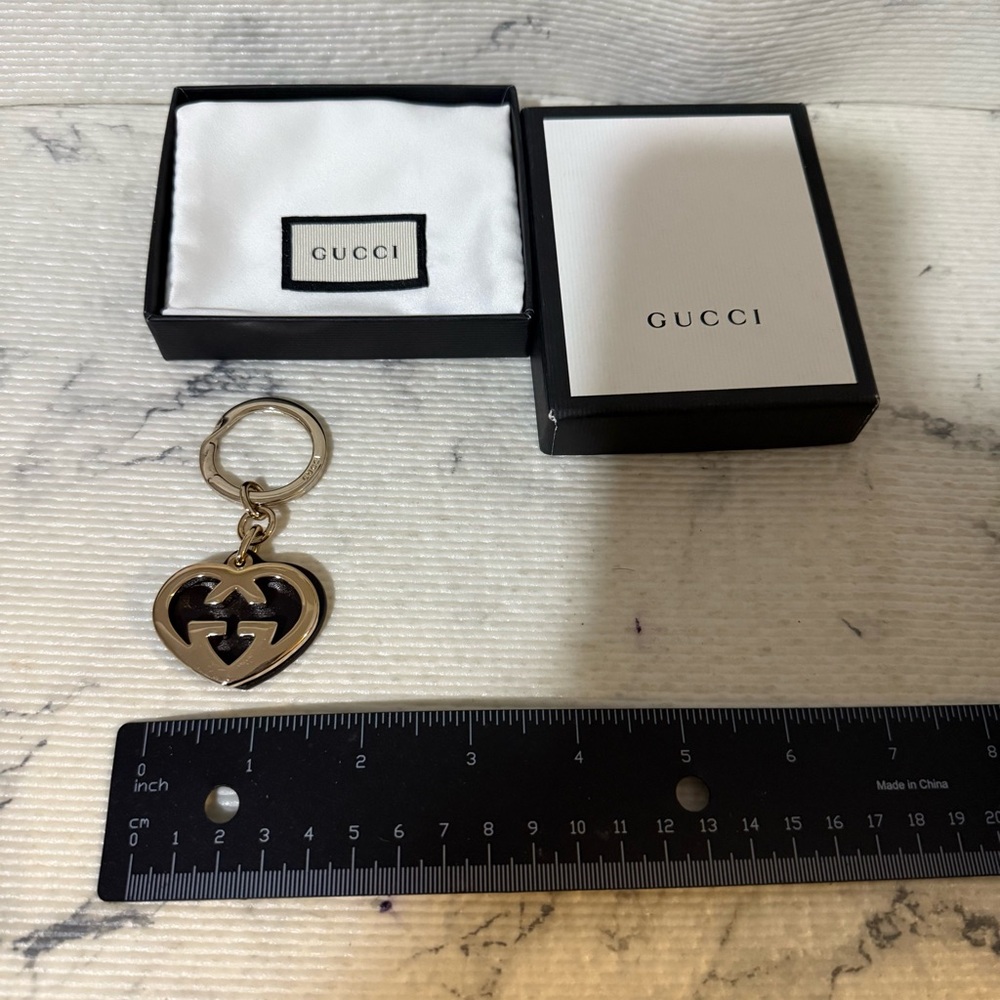 Gucci Interlocking Heart Keychain Key Ring (Like … - image 6